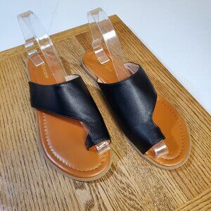 Tilocow Sandals Women Size 7.5 Black Faux Leather Toe Post Comfort Flats